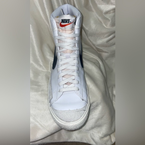 Nike Blazer Mid '77 VNTG Men’s 8.5 Great condition. Worn once. - Picture 4 of 7